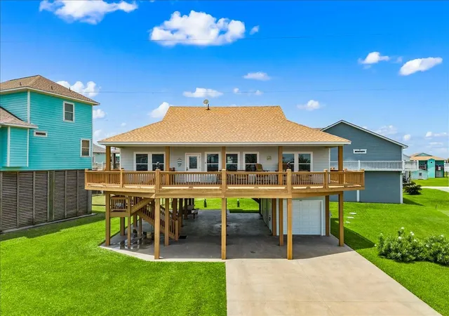 4th image of 951 S Gateway, Port Bolivar, TX 77650 | MLS# 66037747