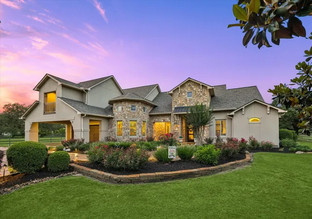1st image of 32102 Fulbrook Cmns, Fulshear, TX 77441 | MLS# 19188604