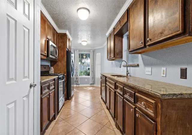 Photo 3 of Single family home for sale at 3707 Somerton Dr, La Porte, TX 77571 | MLS# 29055732 | Listing updated on 2026-09-14