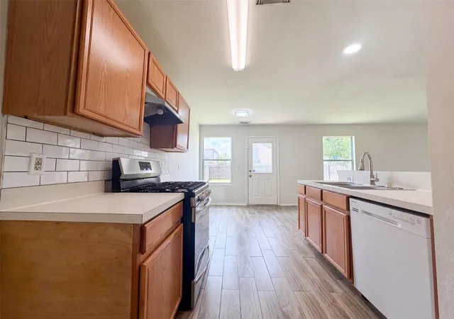 2nd image of 3338 Dartmouth Field Ln, Fresno, TX 77545 | MLS# 10368832