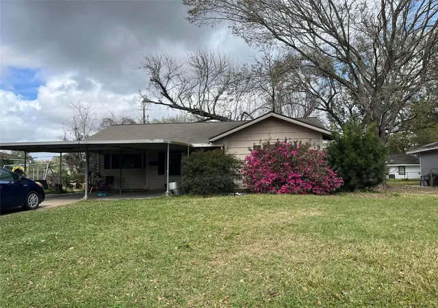 1st image of 508 Azalea Ave, Orange, TX 77630 | MLS# 31234374