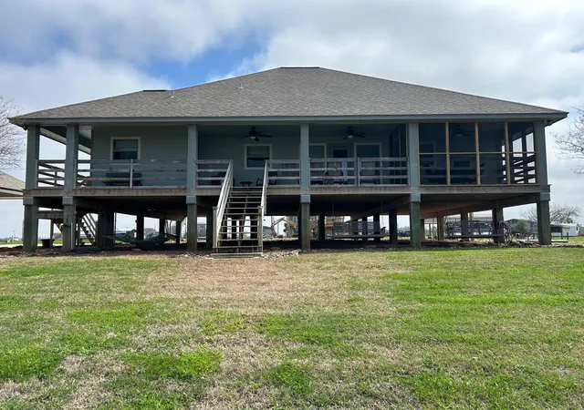 3rd image of 818 County Road 792, Freeport, TX 77541 | MLS# 74723114