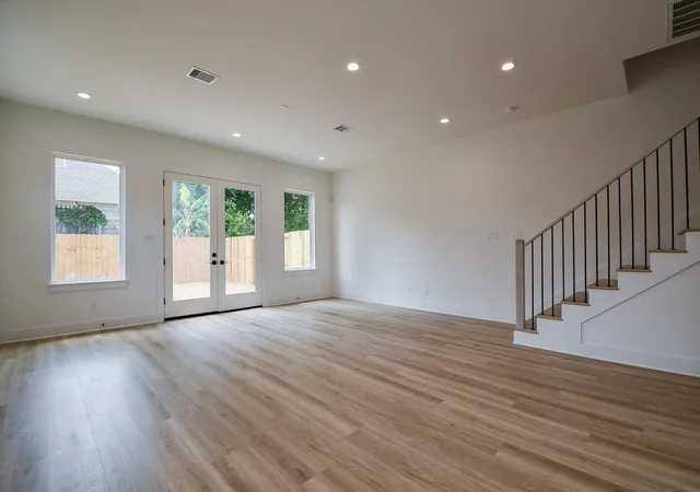 Homes for sale in Houston, TX | 2305 Maury St, Houston, TX 77026 | MLS# 48066465