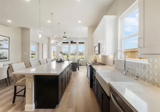 3rd image of 2347 Birch View Ln, Katy, TX 77494 | MLS# 42405212