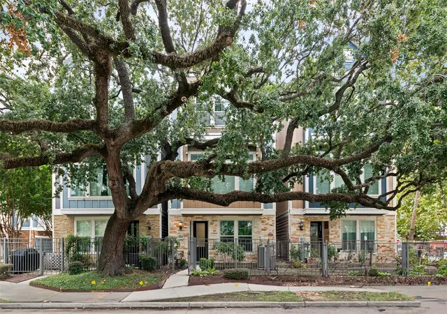 1st image of 1823 Drew St, Houston, TX 77004 | MLS# 39171074
