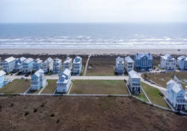 Photo 4 of Land for sale at 24 Grand Beach Blvd, Galveston, TX 77550 | MLS# 62721867 | Listing updated on 2026-02-20