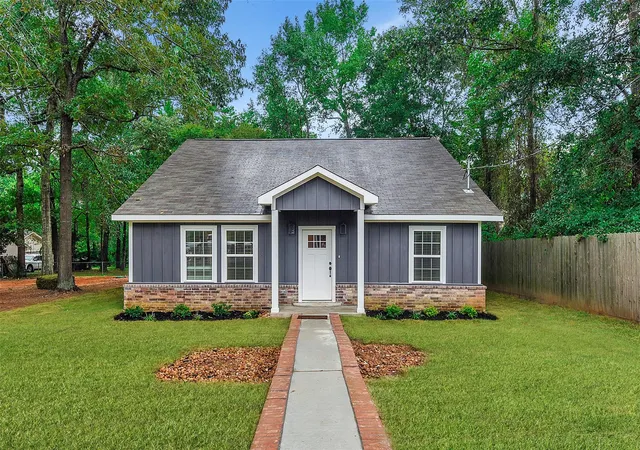 Photo 1 of Sale Pending at 711 French River Cir, Montgomery, TX 77316 | MLS# 29129725 | Listing updated on 2026-09-14