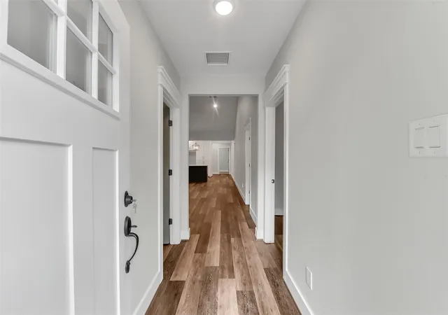 Photo 2 of Sale Pending at 711 French River Cir, Montgomery, TX 77316 | MLS# 29129725 | Listing updated on 2026-09-14