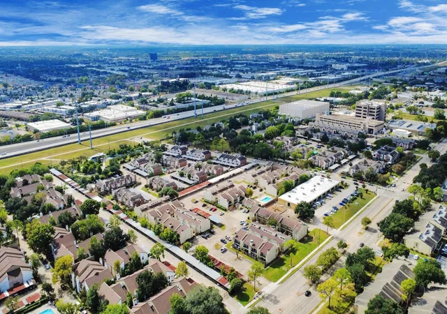 2nd image of 10075 Westpark Dr, Houston, TX 77042