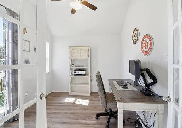 Photo 4 of Single family home for sale at 1705 Diamond Mountain Dr, Rosharon, TX 77583 | MLS# 33061342 | Listing updated on 2026-08-30
