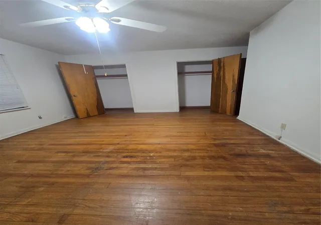Photo 3 of Single family home for sale at 5659 Westover St, Houston, TX 77033 | MLS# 63384501 | Listing updated on 2026-08-27