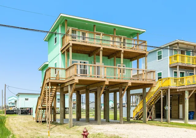 Homes for sale in Surfside Beach, TX | 344 Thunder Rd, Surfside Beach, TX 77541 | MLS# 58867355