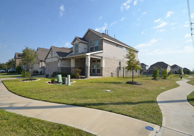 2nd image of 3502 Gannan Lake Ct, Katy, TX 77493 | MLS# 70870911