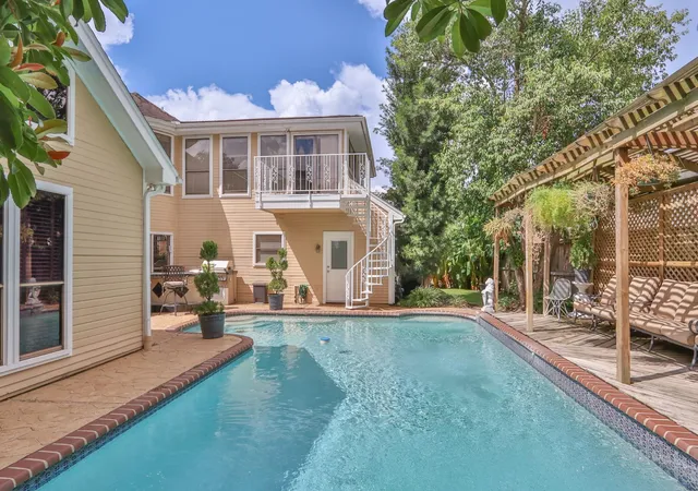 4th image of 11926 Carriage Hill Dr, Houston, TX 77077 | MLS# 58405854