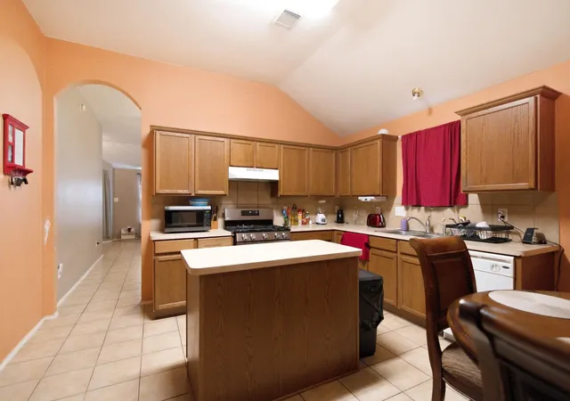 Photo 3 of Single family home for sale at 4510 Knights Ct, Baytown, TX 77521 | MLS# 20668439 | Listing updated on 2026-09-17