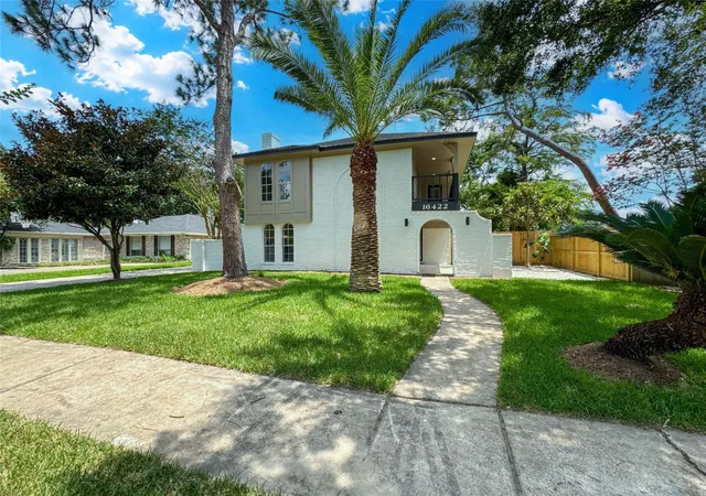 Photo 2 of Single family home for sale at 16422 Brambling Dr, Houston, TX 77059 | MLS# 96560679 | Listing updated on 2026-08-20