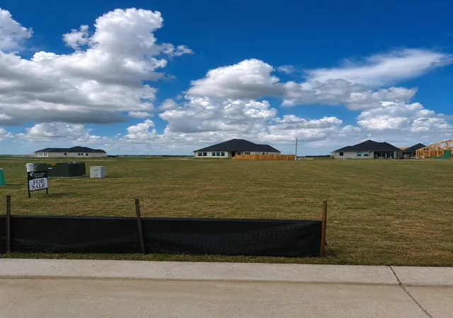 5th image of 4617 Harrington Gate Dr, Texas City, TX 77591 | MLS# 73046335