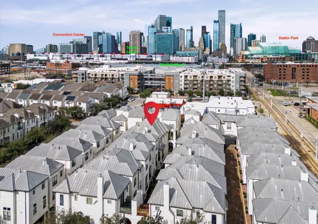 Homes for sale in Houston, TX | 634 Nagle St, Houston, TX 77003 | MLS# 33825352