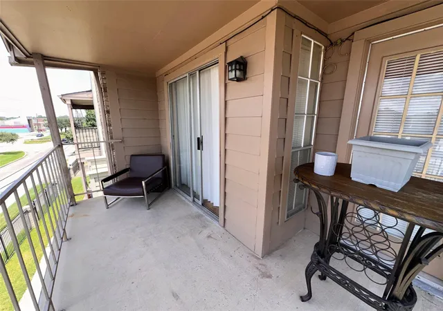 2nd image of 10101 S Gessner Rd, Houston, TX 77071