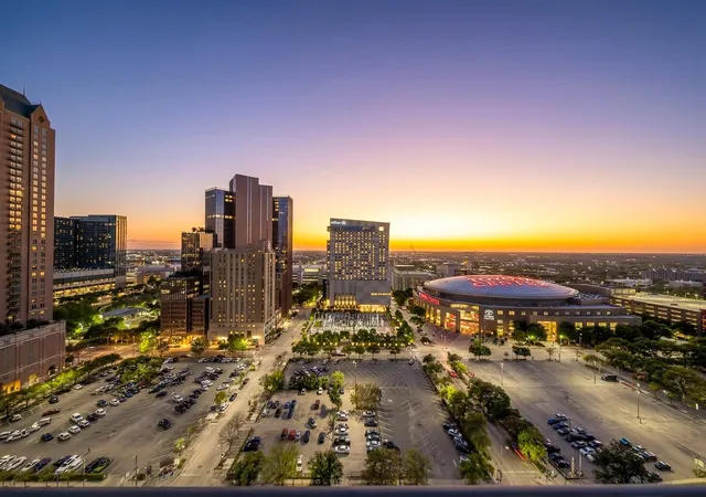 Homes for sale in Houston, TX | 1211 Caroline St #1801, Houston, TX 77002 | MLS# 90470922