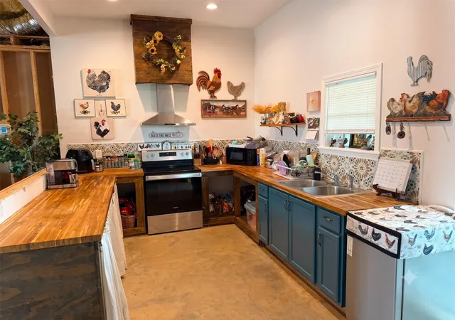 4th image of 11035 Kerr Rd, Hempstead, TX 77445 | MLS# 63897359