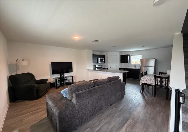 2nd image of 16550 Colleen Pl, Conroe, TX 77306 | MLS# 90187719