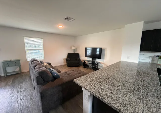 4th image of 16550 Colleen Pl, Conroe, TX 77306 | MLS# 90187719