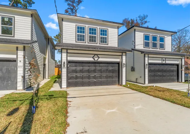 Photo 2 of Single family home for sale at 8159 Crestview Dr, Houston, TX 77028 | MLS# 36585395 | Listing updated on 2026-09-19