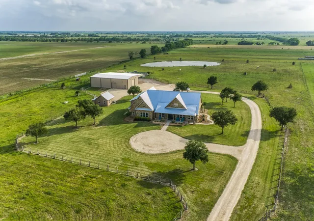4th image of 6868 Fm 360 Rd, Needville, TX 77461 | MLS# 79939570