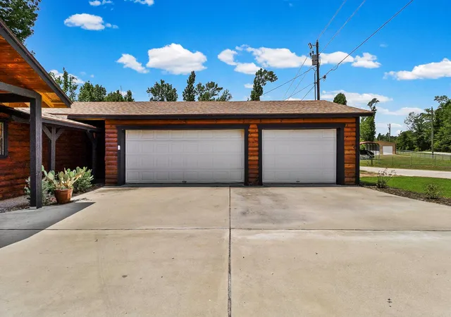 3rd image of 344 Birch Dr, Onalaska, TX 77360 | MLS# 37450069