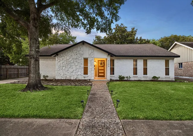 Photo 1 of Single family home for sale at 6226 Bankside Dr, Houston, TX 77096 | MLS# 86419402 | Listing updated on 2026-08-28
