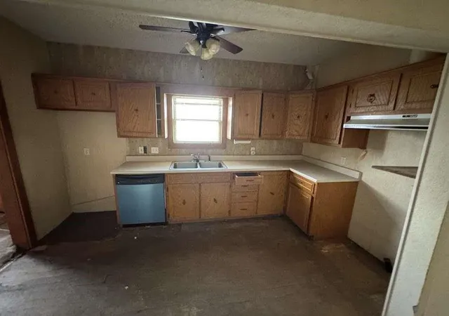 Photo 4 of Single family home for sale at 1302 S 23rd Street, Temple, TX 76504 | MLS# 50592573 | Listing updated on 2026-09-03