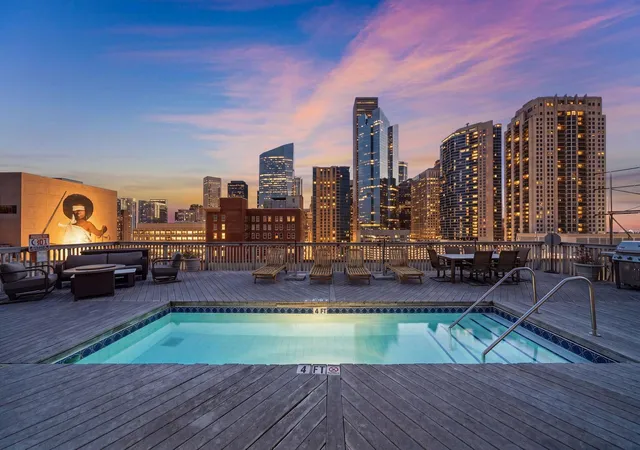 Photo 4 of Condo for sale at 915 Franklin St #9I, Houston, TX 77002 | MLS# 64411920 | Listing updated on 2026-09-03