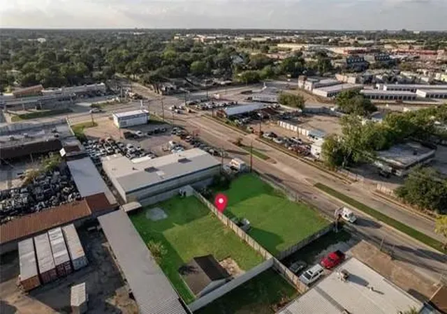 Photo 4 of Land for sale at 7811 Hammerly Blvd, Houston, TX 77055 | MLS# 31848652 | Listing updated on 2026-05-31