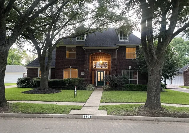 1st image of 2202 Plantation Bend Dr, Sugar Land, TX 77478 | MLS# 60489320