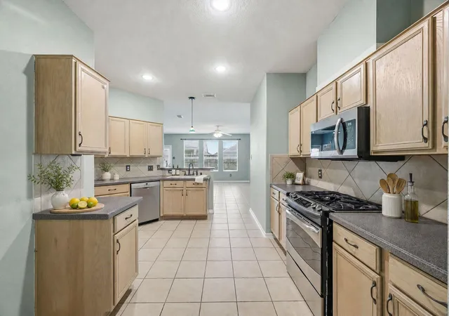 Photo 3 of Single family home for sale at 18511 Grove Brk Ln, Cypress, TX 77429 | MLS# 86992280 | Listing updated on 2026-08-21