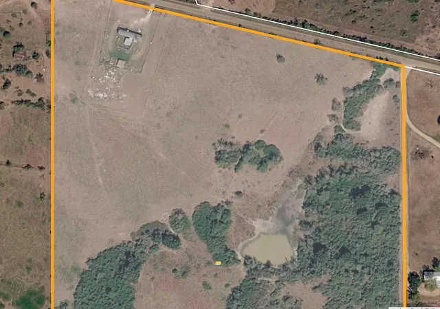 3rd image of 1186 Schindler Rd, Alleyton, TX 78935 | MLS# 14646602