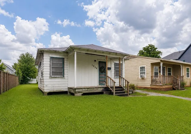Homes for sale in Houston, TX | 1254 Common Park Dr, Houston, TX 77009 | MLS# 14747319