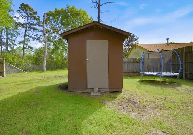 24th image of 161 Seminole Cir, Onalaska, TX 77360 | MLS# 54262101