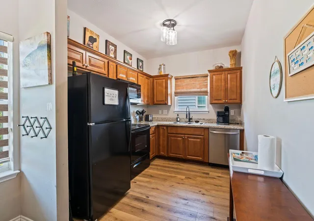 Photo 4 of Single family home for sale at 2203 56th Street, Galveston, TX 77551 | MLS# 18605288 | Listing updated on 2026-08-25