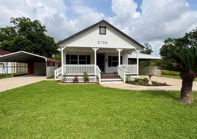 1st image of 2106 35th, Orange, TX 77630 | MLS# 59224709