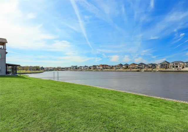 2nd image of 2502 Beacon Cir, League City, TX 77573 | MLS# 14551914
