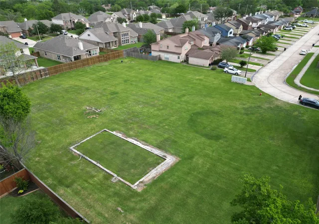 3rd image of 540 Birdsong Dr, League City, TX 77573 | MLS# 51508564