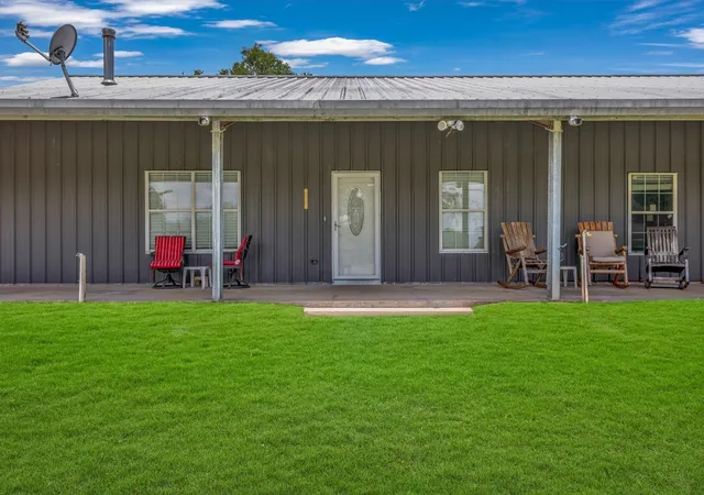 5th image of 250 County Road 498, Sweeny, TX 77480 | MLS# 73605978