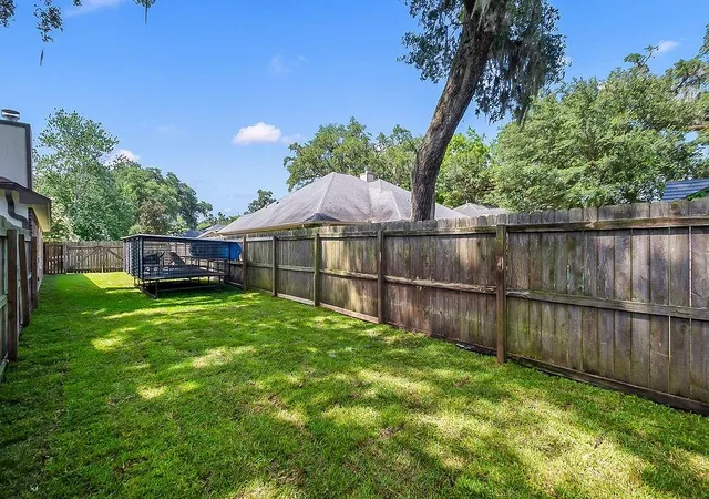 26th image of 235 Wentworth Dr, West Columbia, TX 77486 | MLS# 17867829