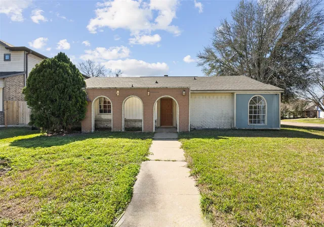 Homes for sale in Houston, TX | 6715 Rowell Ct, Houston, TX 77489 | MLS# 20410712