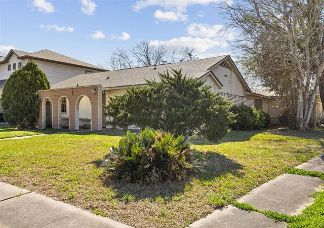 Homes for sale in Houston, TX | 6715 Rowell Ct, Houston, TX 77489 | MLS# 20410712