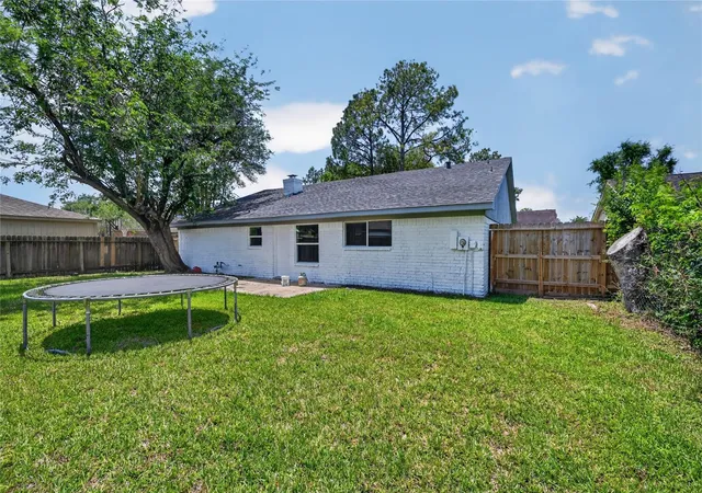 Homes for sale in Houston, TX | 12614 Hunting Brook Dr, Houston, TX 77099 | MLS# 30007211