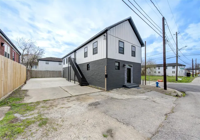 Photo 1 of Multi family home for sale at 3140 Webster St, Houston, TX 77004 | MLS# 58229499 | Listing updated on 2026-09-14