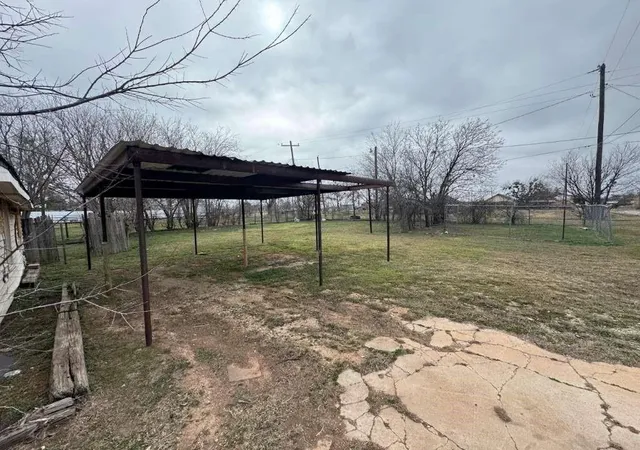 Photo 19 of Single family home for sale at 610 W Garrison Ave, Electra, TX 76360 | MLS# 20644920 | Listing updated on 2026-09-30